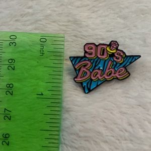 90’s babe lapel pin